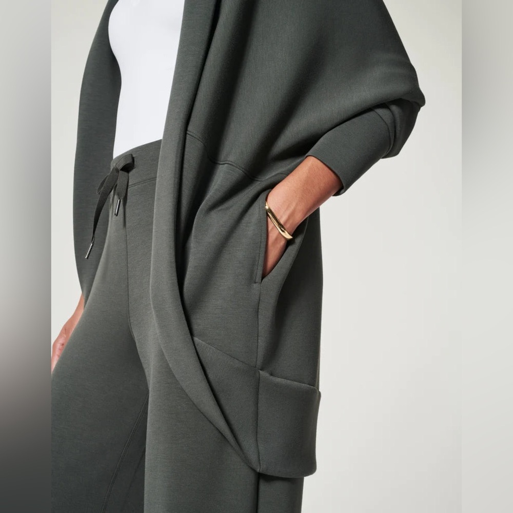 Spanx Airessentials Cocoon Wrap - image 3